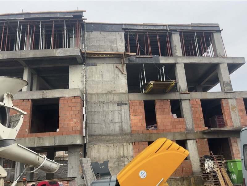 Titan, sector 3, apartament 2 camere 57 mp, balcon, terasa, bloc nou